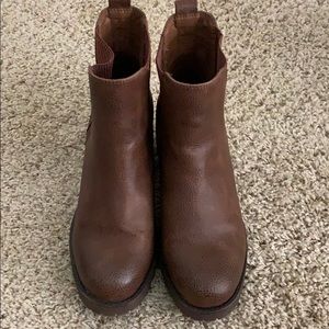 MIA brown heeled booties